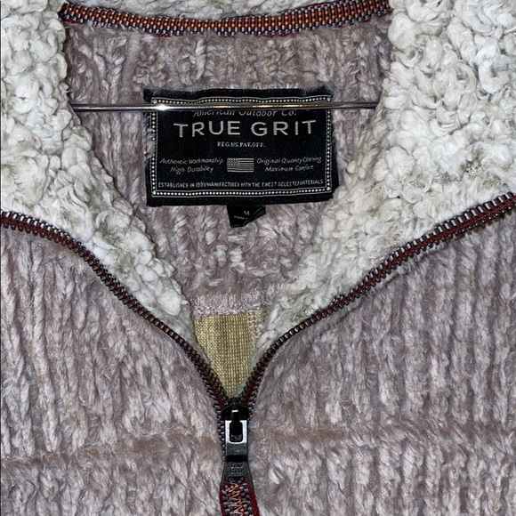 True Grit pullover - Picture 2 of 3